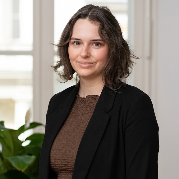 Göttel_business_1080x1080px.jpg