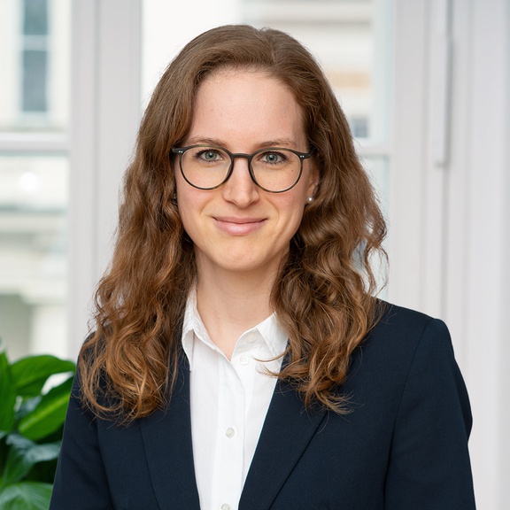 Andrea Pommer, LL.M./BSc